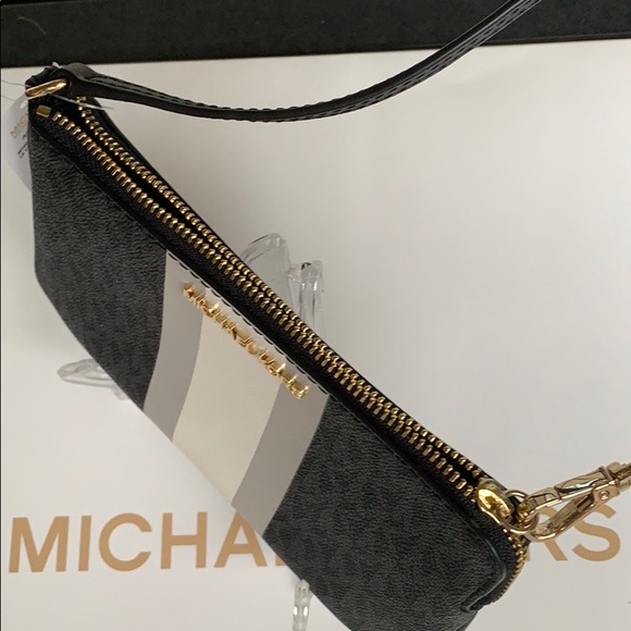 Michael Kors Jet Set Travel Lg Top Zip Wrislet - Picture 16 of 16